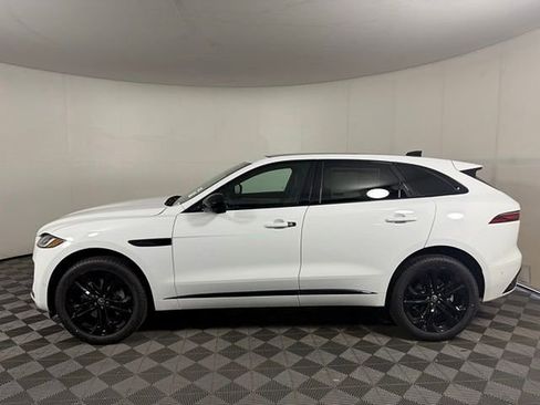 Certified 2026 Jaguar F-PACE R-Dynamic S AWD/4WD image 4