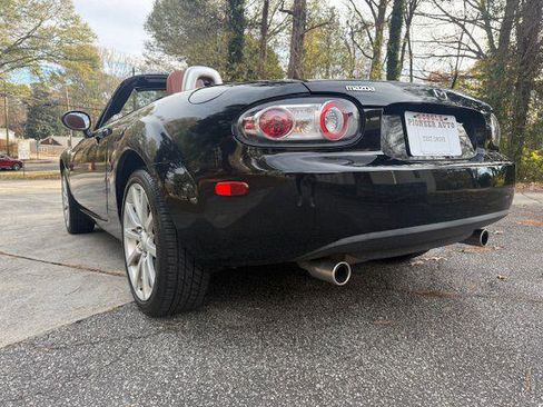 Used 2006 MAZDA MX-5 Miata Grand Touring w/ Premium Pkg image 15
