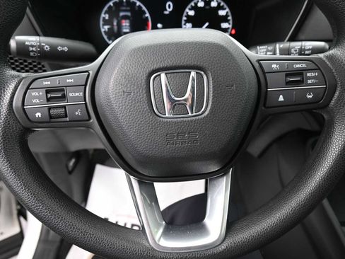 Used 2023 Honda CR-V EX image 6