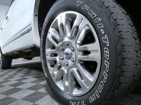 Used 2011 Ford F150 Platinum AWD/4WD image 2