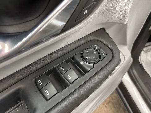 Used 2023 GMC Terrain SLT w/ LPO, Floor Liner Package AWD/4WD image 22