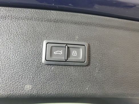 Used 2025 Audi Q5 2.0T Premium AWD/4WD image 10