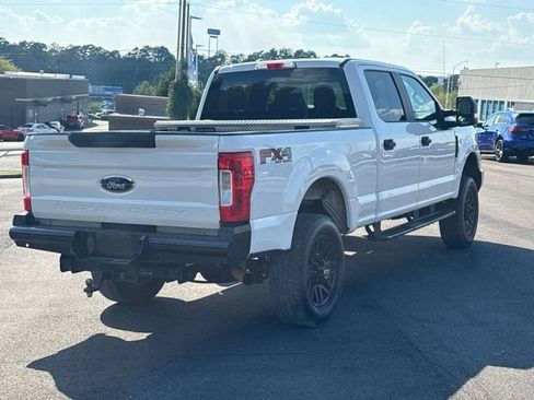 Used 2018 Ford F250 XL w/ Power Equipment Group AWD/4WD image 7