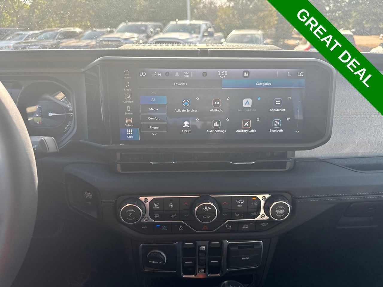 Used 2025 Jeep Wrangler Unlimited Sahara w/ Safety Group AWD/4WD image 24