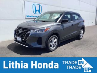 Used 2025 Nissan Kicks Play S FWD video 1