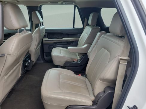 Used 2021 Ford Expedition Max Limited RWD image 13