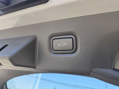 Used 2024 Hyundai Ioniq 5 SEL RWD image 15