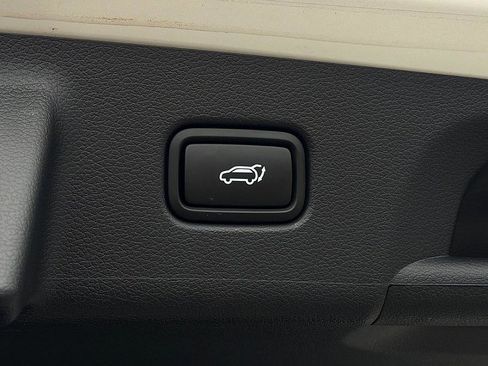 Certified 2025 Hyundai Palisade Calligraphy image 29