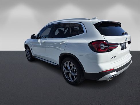 Certified 2022 BMW X3 sDrive30i w/ Premium Package 2 (ZPA) image 6