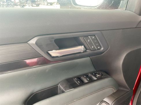 New 2026 GMC Terrain AT4 w/ Convenience Package III image 24