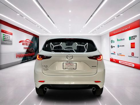Used 2025 MAZDA CX-5 AWD 2.5 S w/ Preferred Package image 6