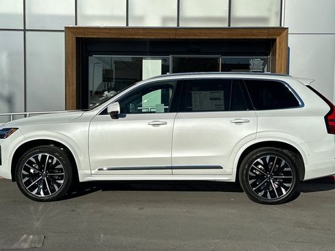New 2026 Volvo XC90 B5 Plus w/ Protection Package AWD/4WD image 5