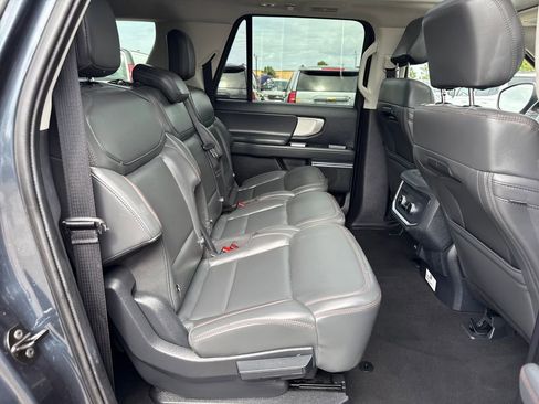 Used 2025 Ford Expedition Max Active RWD image 29