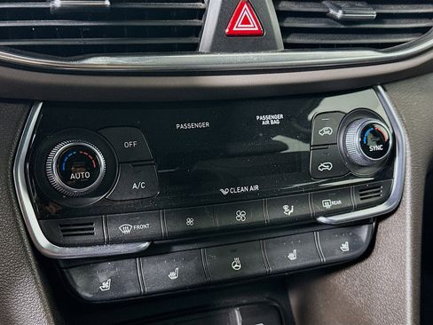 Used 2020 Hyundai Santa Fe Limited FWD image 24