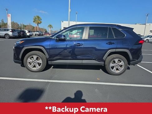 Used 2022 Toyota RAV4 XLE image 4