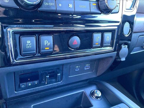 Used 2023 Nissan Titan Platinum Reserve w/ Moonroof Package image 32