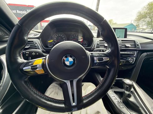 Used 2017 BMW M3 RWD image 28