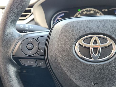 Certified 2025 Toyota RAV4 XLE AWD/4WD image 18
