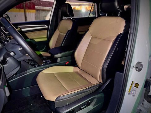 Used 2022 Volkswagen Atlas Cross Sport SE image 21