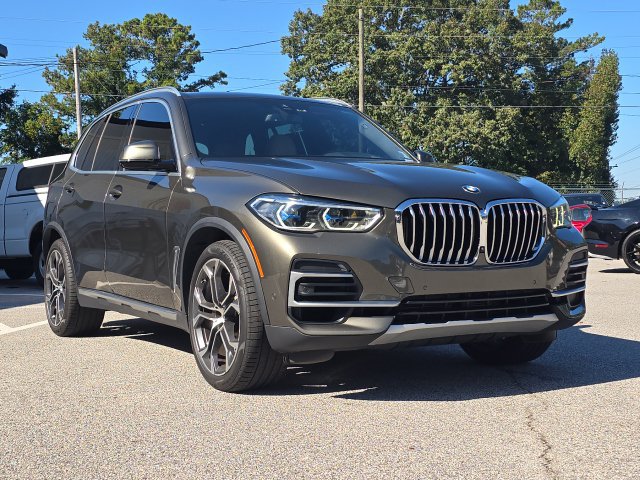 Used 2022 BMW X5 sDrive40i w/ Executive Package RWD image 7