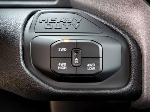 New 2026 RAM 2500 Tradesman AWD/4WD image 17