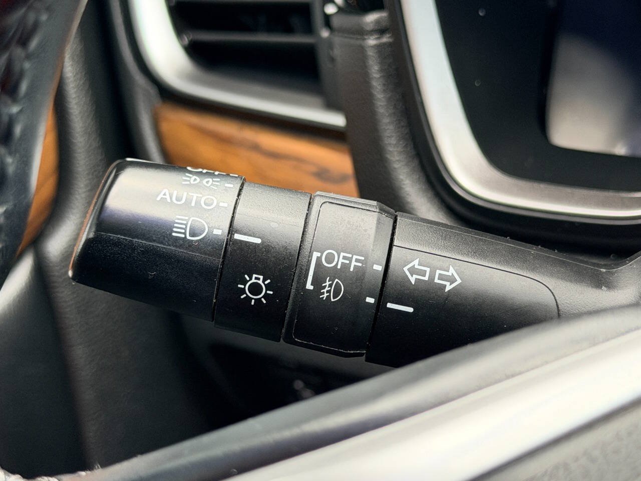 Used 2020 Honda CR-V EX-L image 38
