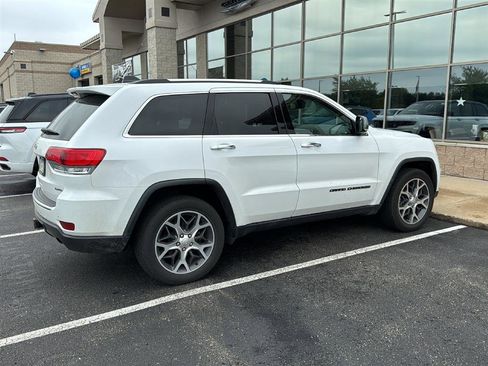 Used 2019 Jeep Grand Cherokee Limited w/ Trailer Tow Group IV image 4