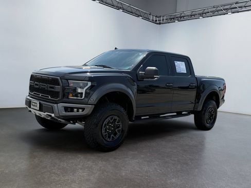 Used 2020 Ford F150 Raptor w/ Equipment Group 801A Mid AWD/4WD image 7