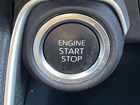 Used 2025 Toyota Grand Highlander AWD image 38