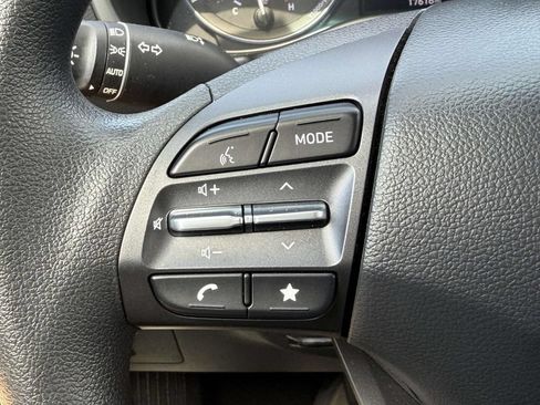 Certified 2023 Hyundai Kona SEL AWD/4WD image 22