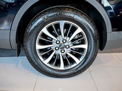 Used 2021 Lincoln Nautilus Reserve FWD image 50
