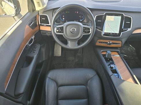 Used 2023 Volvo XC90 B6 Plus w/ Protection Package Premier image 34