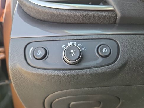 Used 2017 Buick Encore Preferred w/ Experience Buick Package image 17