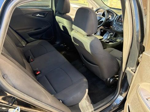 Used 2021 Chevrolet Malibu LT FWD image 30