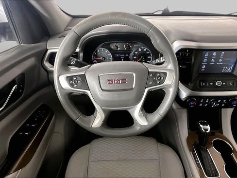 Used 2017 GMC Acadia SLE FWD image 6