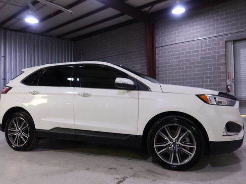 Used 2021 Ford Edge Titanium w/ Class II Trailer Tow Package image 7