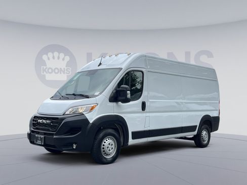 Used 2025 RAM ProMaster 2500 w/ Convenience Group FWD image 1
