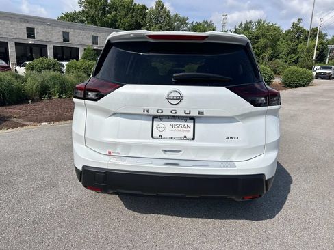 New 2026 Nissan Rogue SV AWD/4WD image 6