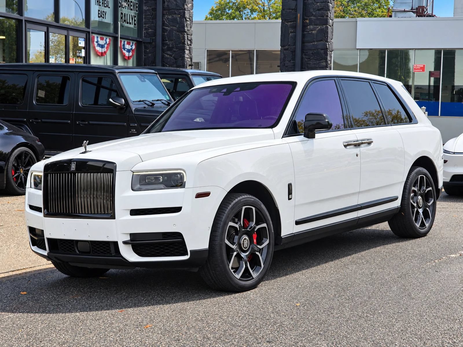 Used 2020 Rolls-Royce Cullinan Black Badge AWD/4WD image 5