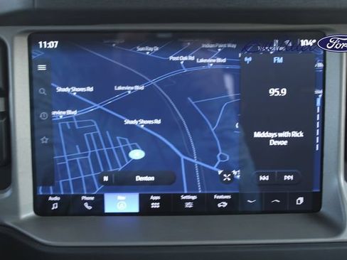 Used 2025 Ford Bronco Outer Banks AWD/4WD image 19