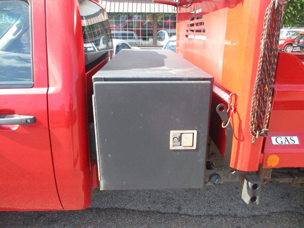 Used 2012 GMC Sierra 3500 W/T RWD image 7