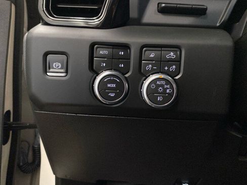 Used 2026 GMC Sierra 2500 AT4X w/ AT4X AEV Edition AWD/4WD image 23