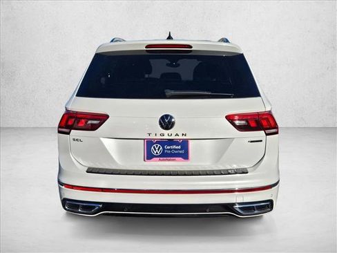 Certified 2024 Volkswagen Tiguan SEL R-Line image 7