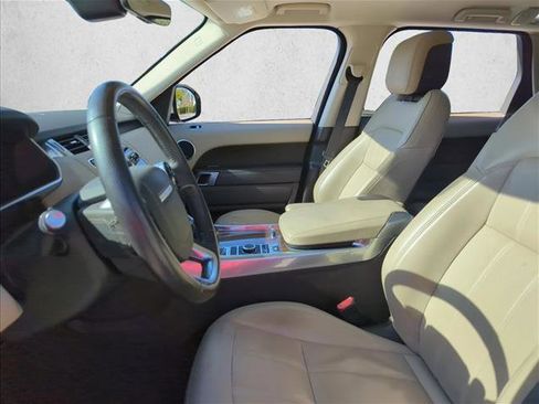 Used 2020 Land Rover Range Rover Sport HSE image 14