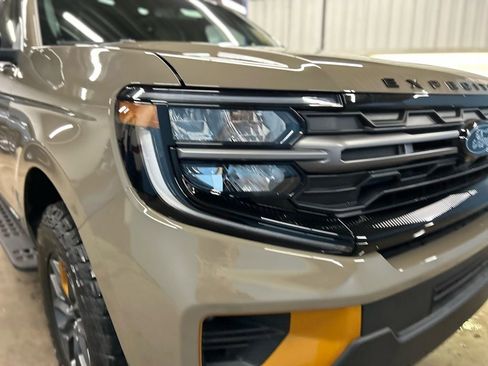 New 2026 Ford Expedition Tremor image 4