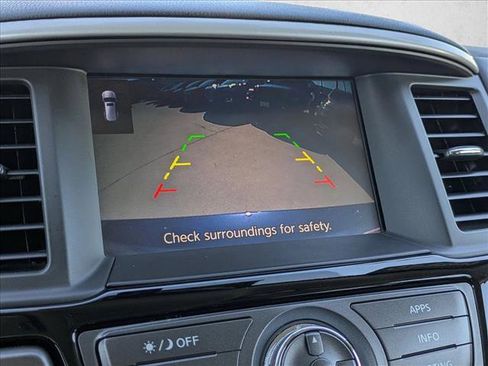 Used 2019 Nissan Pathfinder S image 14