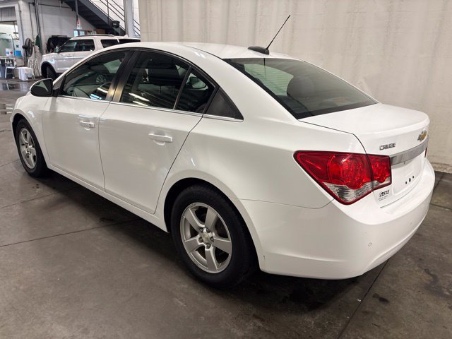 Used 2016 Chevrolet Cruze LT w/ Enhanced Safety Package FWD image 6