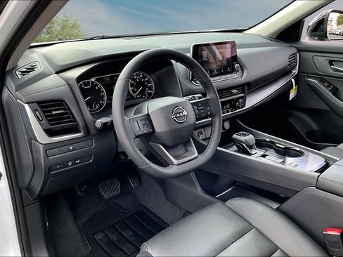 New 2026 Nissan Rogue Dark Armor FWD image 7