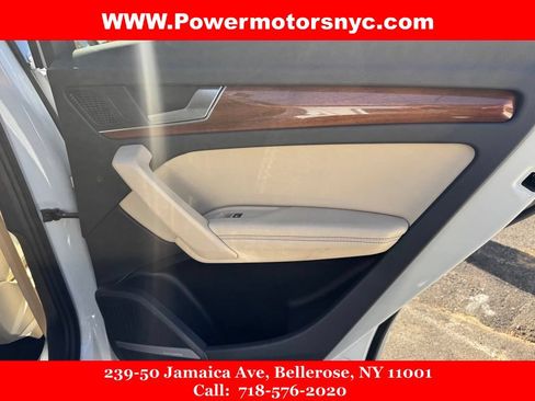 Used 2021 Audi Q5 2.0T Premium Plus w/ Premium Plus Package AWD/4WD image 29