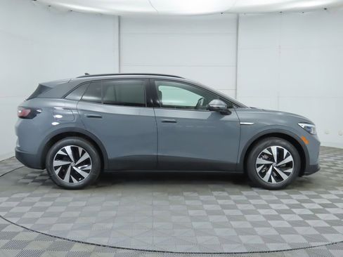 New 2026 Volkswagen ID.4 Pro image 4